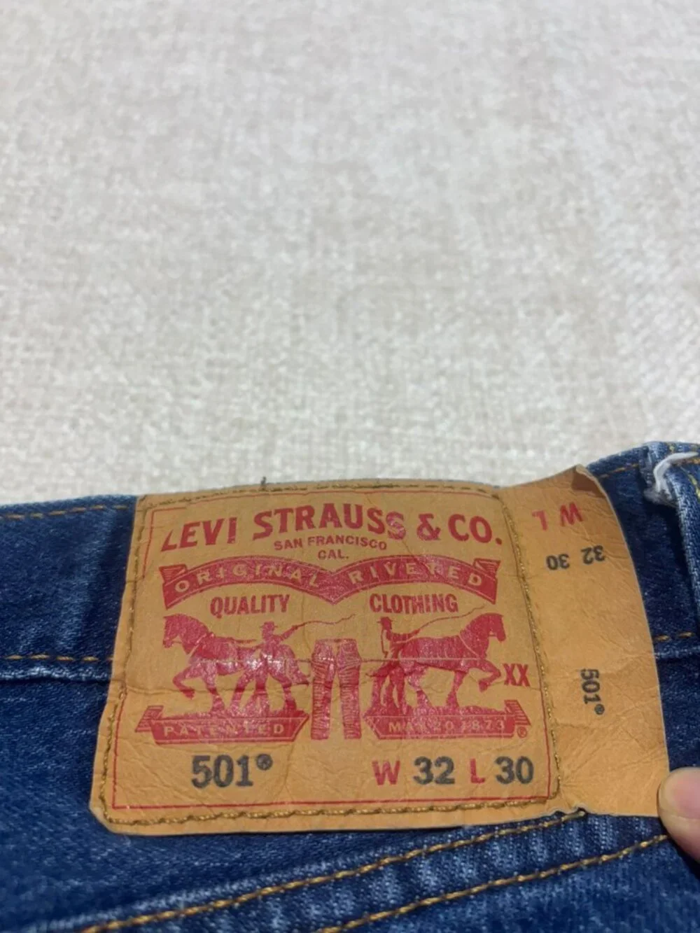 Levi's 501 Original Fit Button Fly Dark Wash Jeans W32 L30